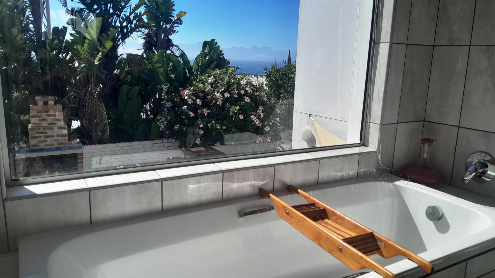 View From The Hill Apartment Mossel Bay Exterior photo